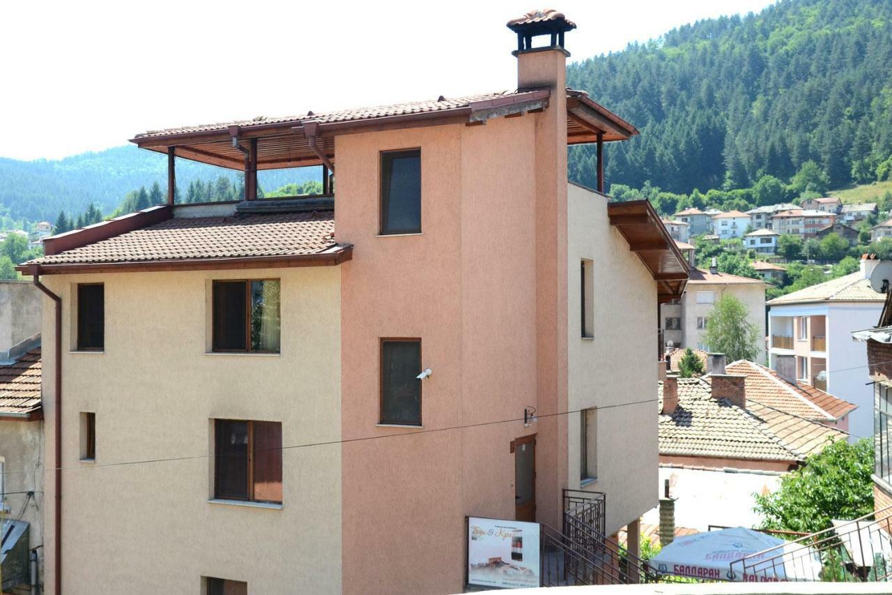 Стаи За Гости Тони И Крис Devin Exterior foto